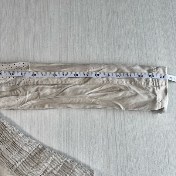 VINTAGE Ellus Perforated Moto Jacket S Off White Crinkled Vegan Suede Casual Y2K - Picture 15 of 15